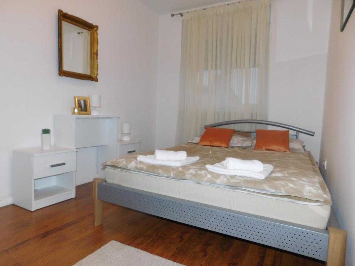 Apartman Ana Zsupanya Kültér fotó
